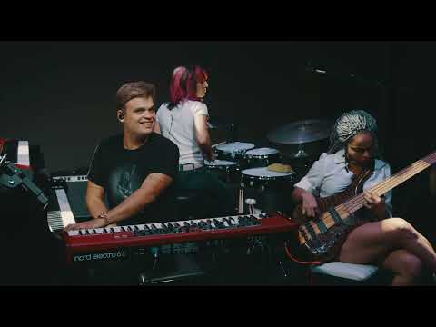 Jesus Molina live / Pichi Ft Mohini Dey & Roni Kaspi