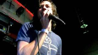 That Girl's A Trick - This Providence (live)