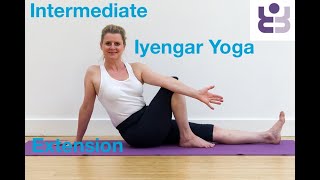 Intermediate Iyengar Yoga - Abdominal work using extension
