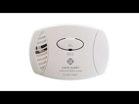 First Alert Basic Plug In Carbon Monoxide Alarm (CO600)