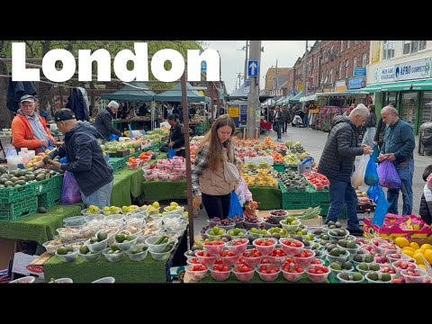 Walthamstow High Street Open Market East London - June 2025 | London Summer Walk [4K HDR]