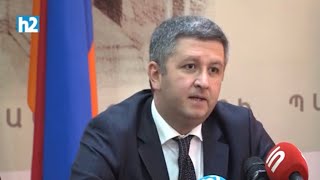 Ձեռնաշղթայված վստահորդիս գցել էին հատակին ու 5-6 ոստիկանով հարվածում էին. հասա օգնության, ինձ էլ…