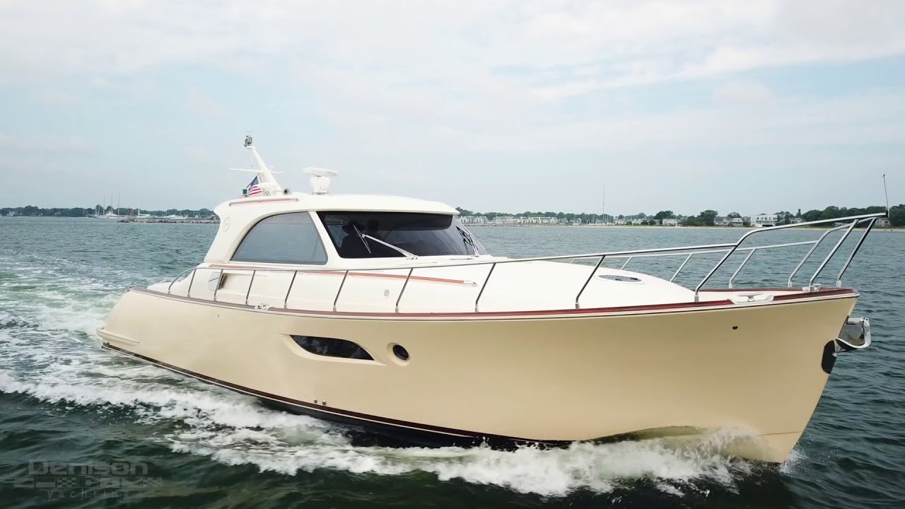 Видеотур по Mochi Dolphin 44