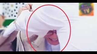 Download lagu Asli Terlihat Hadirnya Wajah Tuan Guru Sekumpul Senyum Pada Peringatan Haul Ke-17 Di Samarinda mp3