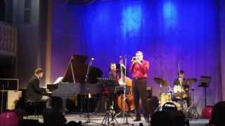 Vitaly Golovnev Quartet - Happy Times