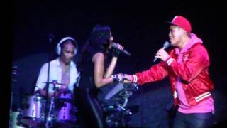 JESSICA MAUBOY - WHAT HAPPENED TO US - BRISBANE CONCERT 2011 - FEAT STAN WALKER