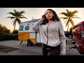 Ich Habe Meinen Kleinen Camper Zu Einem Luxuriösen Wohnmobilpark Gebracht