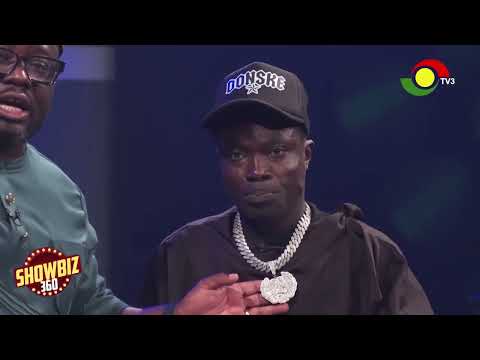 Donske Shows Off His Diamond Necklace on #Showbiz360.😀