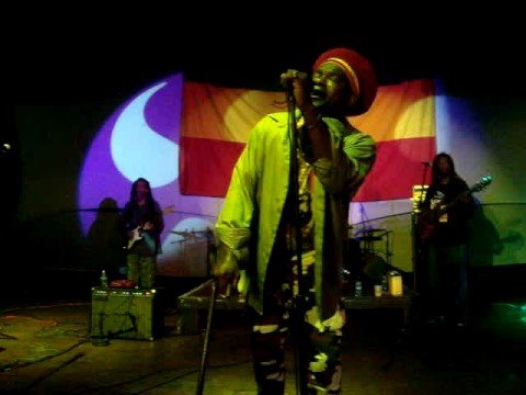 Apple Gabriel New Wave