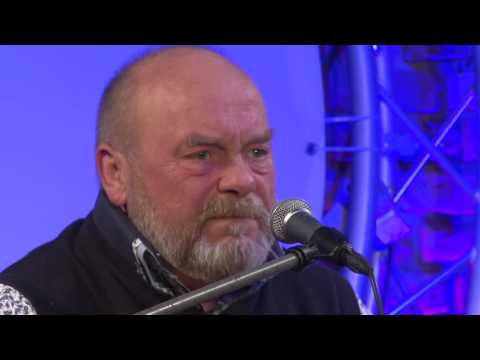 Egons Pičners un Valdis Atāls - Nevajag ar akmeni sviest upei sejā (BILDES 2015)