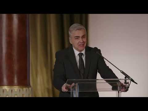 Szécsi Gábor: A mediatizált közösségek kora