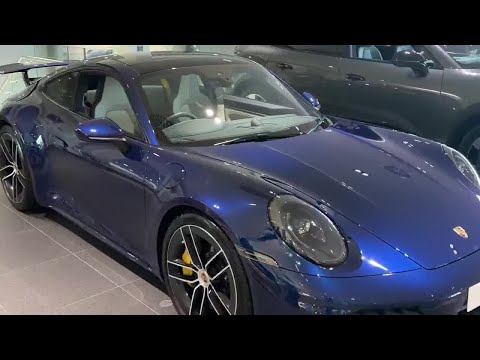 Porsche 911 Carrera GTS - Image 2