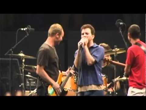 Pearl Jam  - Yellow Ledbetter(Live At The Garden)