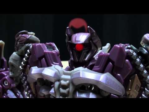 DOTM Voyager SHOCKWAVE: EmGo's Transformers Reviews N' Stuff