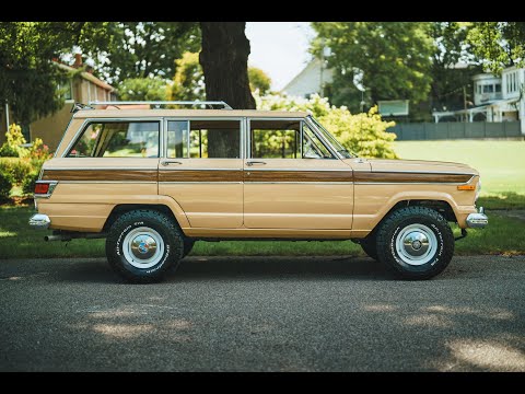 1976 Jeep Wagoneer Custom by Evolution Street & Trail