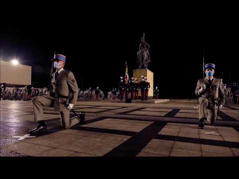 Adoubement et remise des sabres aux élèves-officiers de l'ESM4.