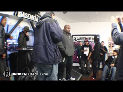 Akademic A vs Top Notch