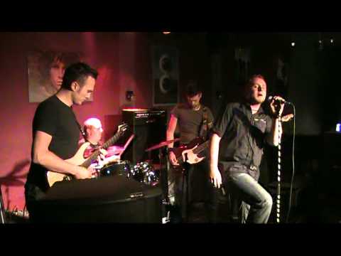 MadBee - Hard To Handle