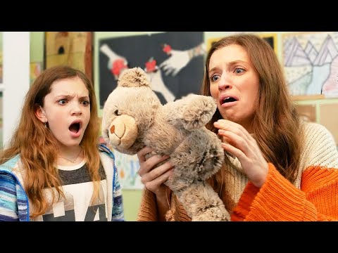 Mimi x Lola - Broken (Music Video)