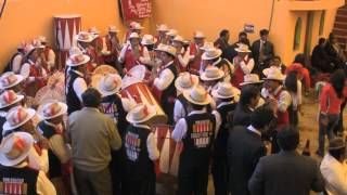 preview picture of video 'Qhantati Ururi - Potpourri de Huayños'