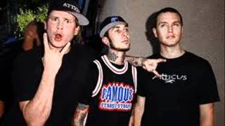 Blink-182 Don&#39;t Tell Me It&#39;s Over (Re-Pitched: &quot;New&quot; Tom Voice)