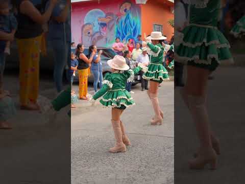 Desfile Jardín Circasiano y CBI Tejutepeque, Cabañas 2025 #15