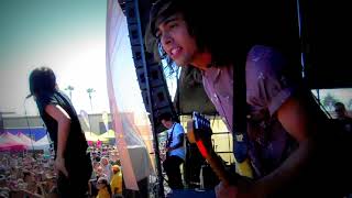 Download lagu Pierce The Veil - King For A Day mp3