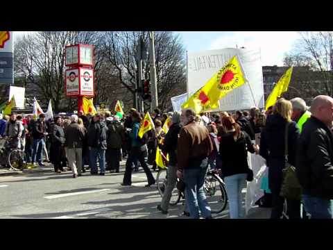 Fukushima mahnt: Alle AKWs abschalten! (1) Anti-Atom-Demo 26. März in Hamburg
