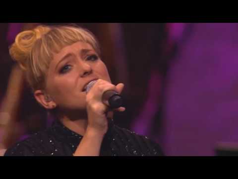 Sys Bjerre & Søs Fenger synger - Når sneen falder (2016)