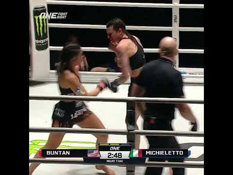 Fists are FLYING between Jackie Buntan and Martine Michieletto! 🥊