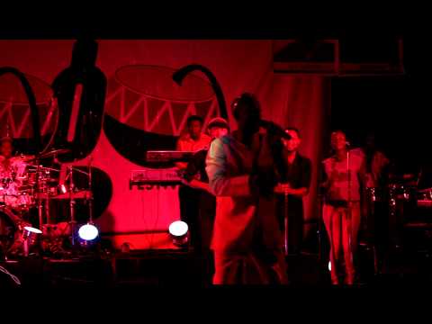 Rex Omar sings at MOGO 2012