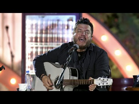 Bruno & Marrone - Agarrada Em Mim/ Vê Se Toma Juízo