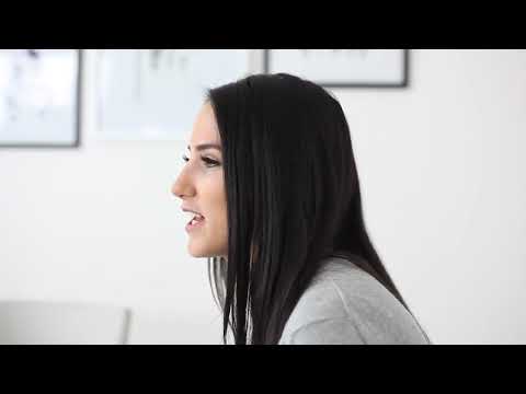 Eve Glass Extending Dining Table Features