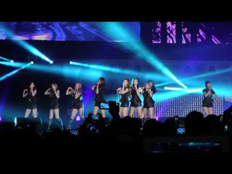 [Fancam] 120712 SNSD - Genie, Run Devil Run, Hoot, Mr.Taxi, The Boys@Yeosu World Expo 2012