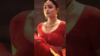 Hot Actress in Red saree 🔥🔥