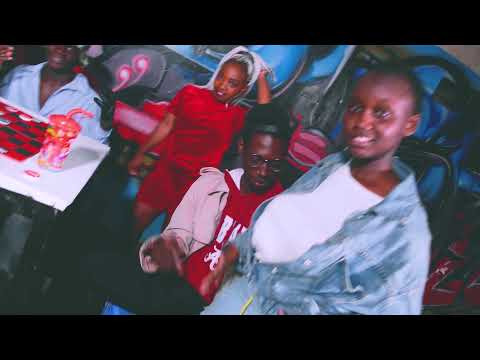 Cat walk 16SIIXTEEN (Kaash Manoty) FT Majid Khan