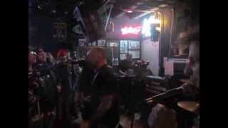 CJ Ramone - Listen To My Heart @ Presidents Rock Club in Quincy, MA (3/21/13)