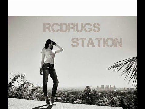 Saint Tropez Caps & Nick Fiorucc - Make It Hot (Original Mix)