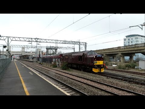 37518 + 47772 Branch Line Society tour at Bletchley