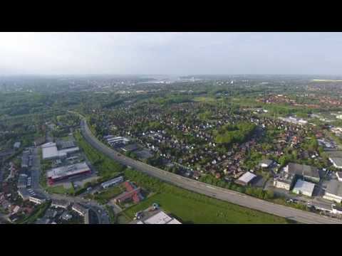 Bundesstraße B404 - Richtung Kiel - wir schauen aus der Höhe - 4K HD - Deutschlands - footage doku