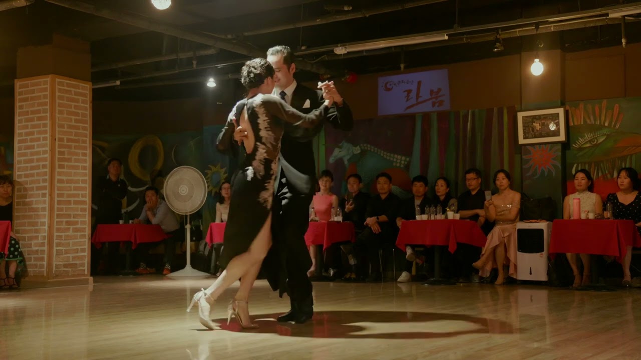 Video thumbnail for 대전탱고 특별밀롱가 (2025/05/13) #1 Iara Duarte & Jesus Paez