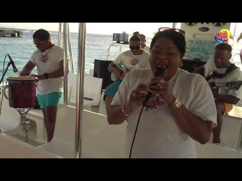 RITMIKO TIMON KRIOYO LIVE@BAHIA KRALENDIJK