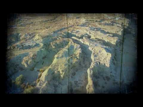 Runabout - Runabout - Quiet Caravan