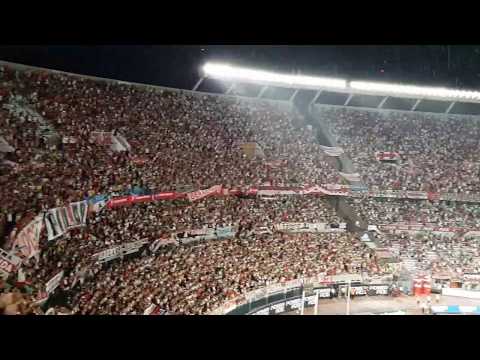 "PONGA HUEVO QUE GANAMOS + FINAL DEL PARTIDO (LLUVIA BENDITA) | River Plate vs Banfield| Superliga" Barra: Los Borrachos del Tablón • Club: River Plate