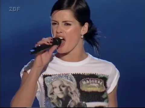Aqua - Cartoon Heroes (Live at WMA)