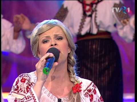 Sanda Ladoşi - O batrână într-o gară (@O dată-n viaţă)