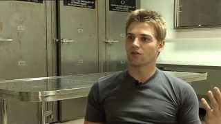 Mike Vogel Interview: The Deaths of Ian Stone (2007) video