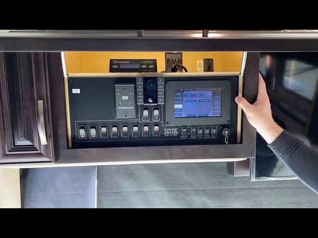 Preview image of 2021 Newmar Essex 4551 youtube video