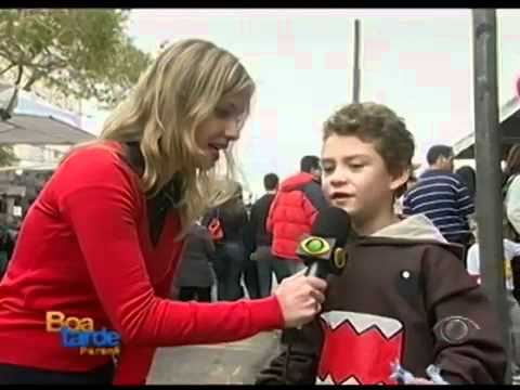 Entrevista com menino José na feira diz que está cagado de fome kkkkkk