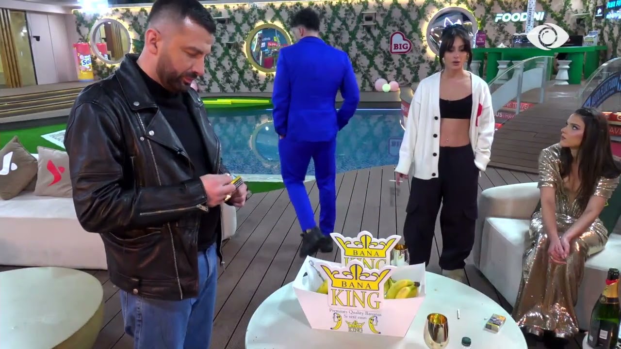 “Mos ik, pse ikën”/ Gjesti: E dimë Egli Tako, ti re pre! Për sa kohë lejon dikë të prek buzën tënde…